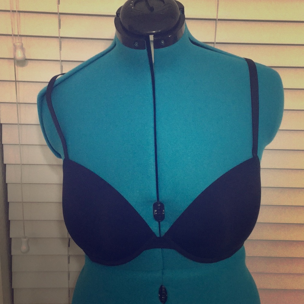 Pink victoria secret bra